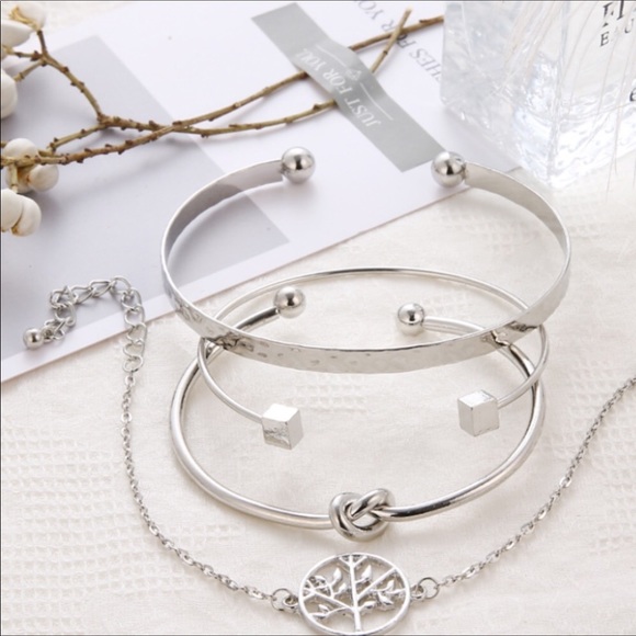 Beautiful set of 4 bracelets - Picture 5 of 5